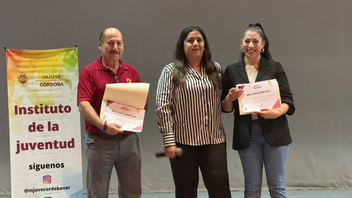 Realiza IMJUVE séptima edición de la feria de Oportunidades