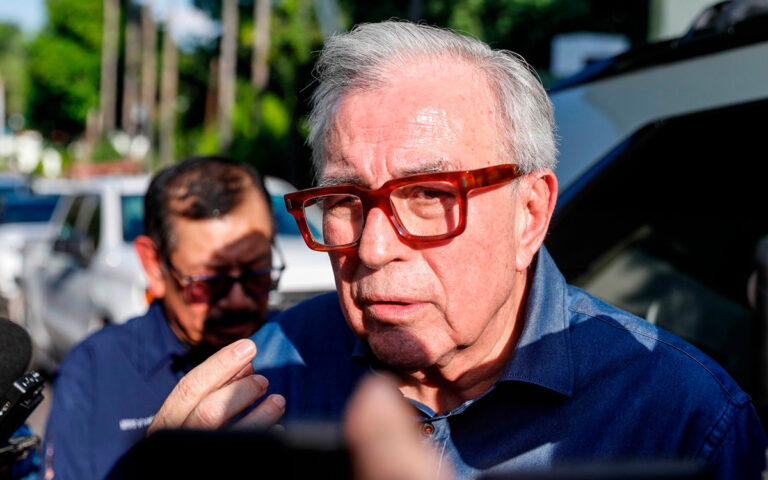 Gobernador de Sinaloa condena ataque al diario ‘El Debate’; solicita investigación