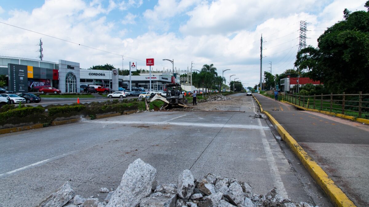 Avanza Ayuntamiento en la solución del socavón