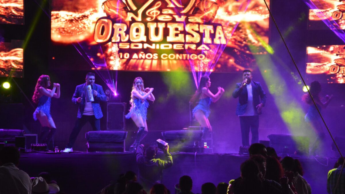 LA NUEVA ORQUESTA SONIDERA PONE RITMO Y SABOR EN LA FERIA DE TODOS EN CHOCAMÁN