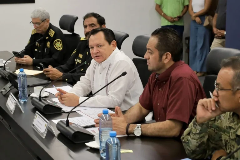 Suspenderán actividades no esenciales en Yucatán por huracán “Milton”
