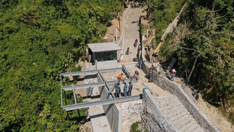 MIRADOR DE CRISTAL, UN NUEVO ATRACTIVO TURÍSTICO PARA IXTACZOQUITLÁN