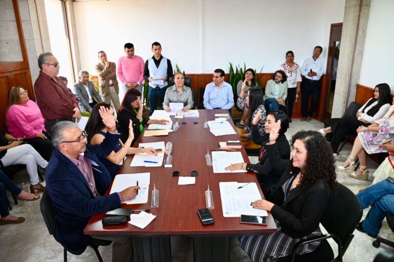 Emiten Convocatoria para otorgar la medalla Adolfo Ruiz Cortines 2024