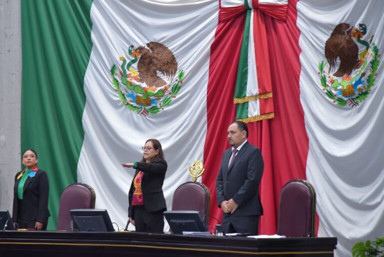 Elige Congreso a la Mesa Directiva para el primer año de labores