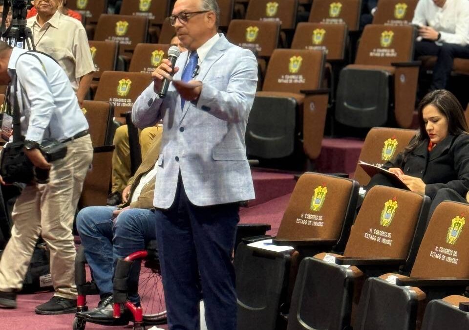 Solo el 8.7% de la Red Carretera de Veracruz fue atendida en 6 Años, Señala Diputado Adrián Ávila Estrada