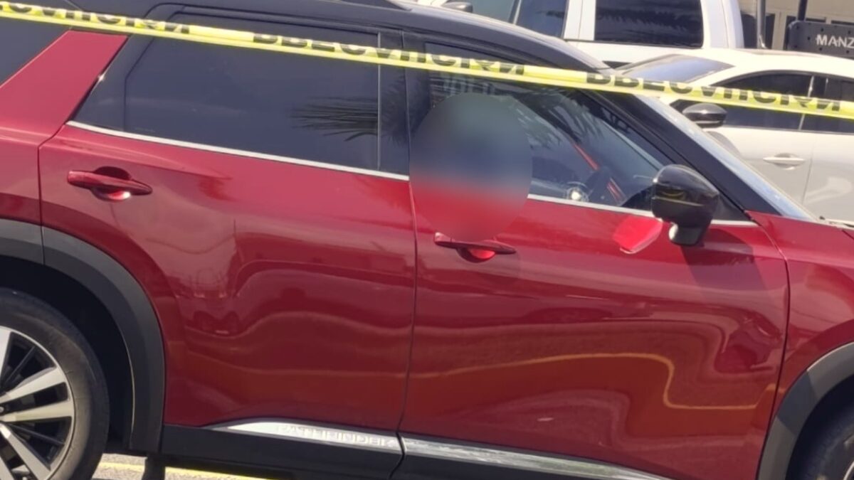Asesin#n a contraalmirante de la Marina en Manzanillo