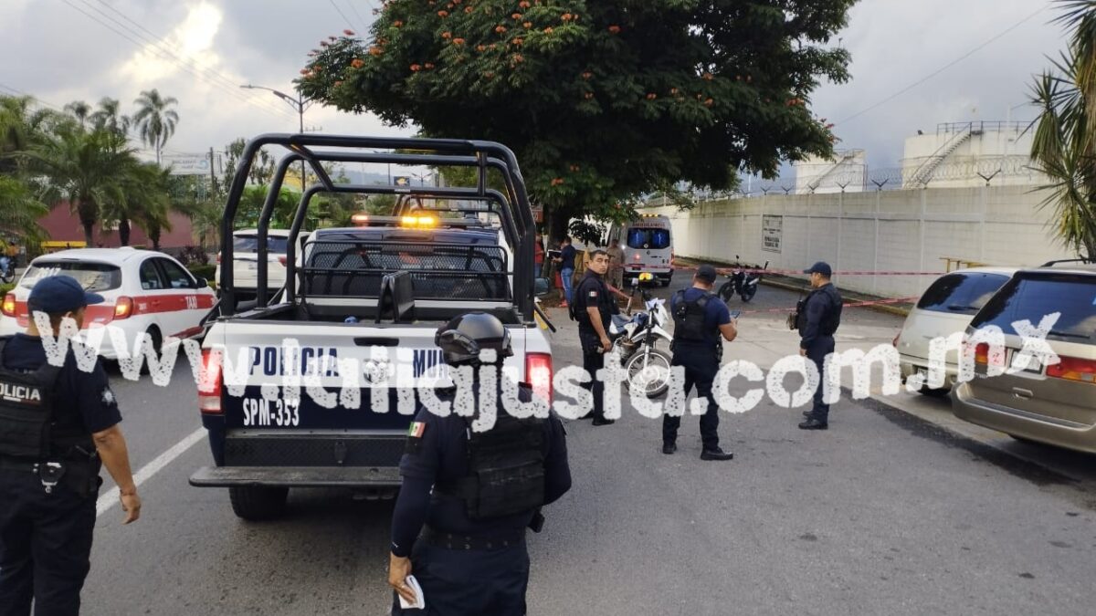 IDENTIFICAN A HOMBRE QUE MURIÓ A UN COSTADO DEL BULEVARD FERNANDO GUTIÉRREZ BARRIOS DE IXTACZOQUITLÁN.