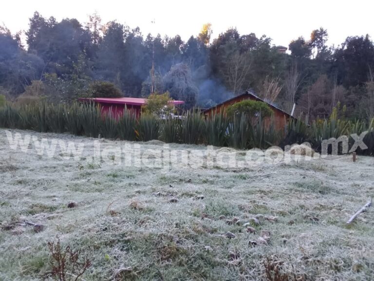 REGISTRA ALTAS MONTAÑAS PRIMERA HELADA DEL AÑO.