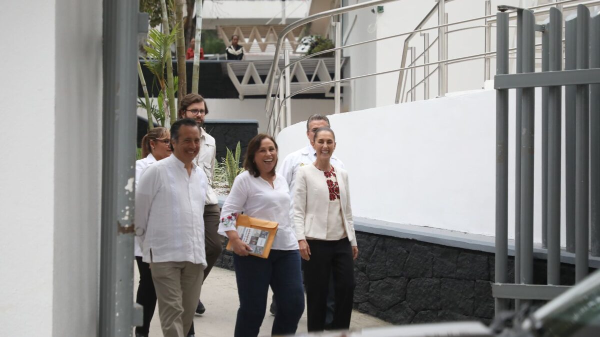 ACOMPAÑA ROCÍO NAHLE A CLAUDIA SHEINBAUM A GIRA PRESIDENCIAL EN VERACRUZ