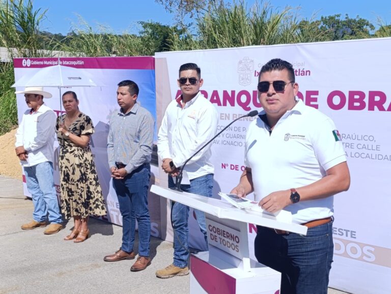 Arranca obra de construcción de pavimento en bulevar Reforma