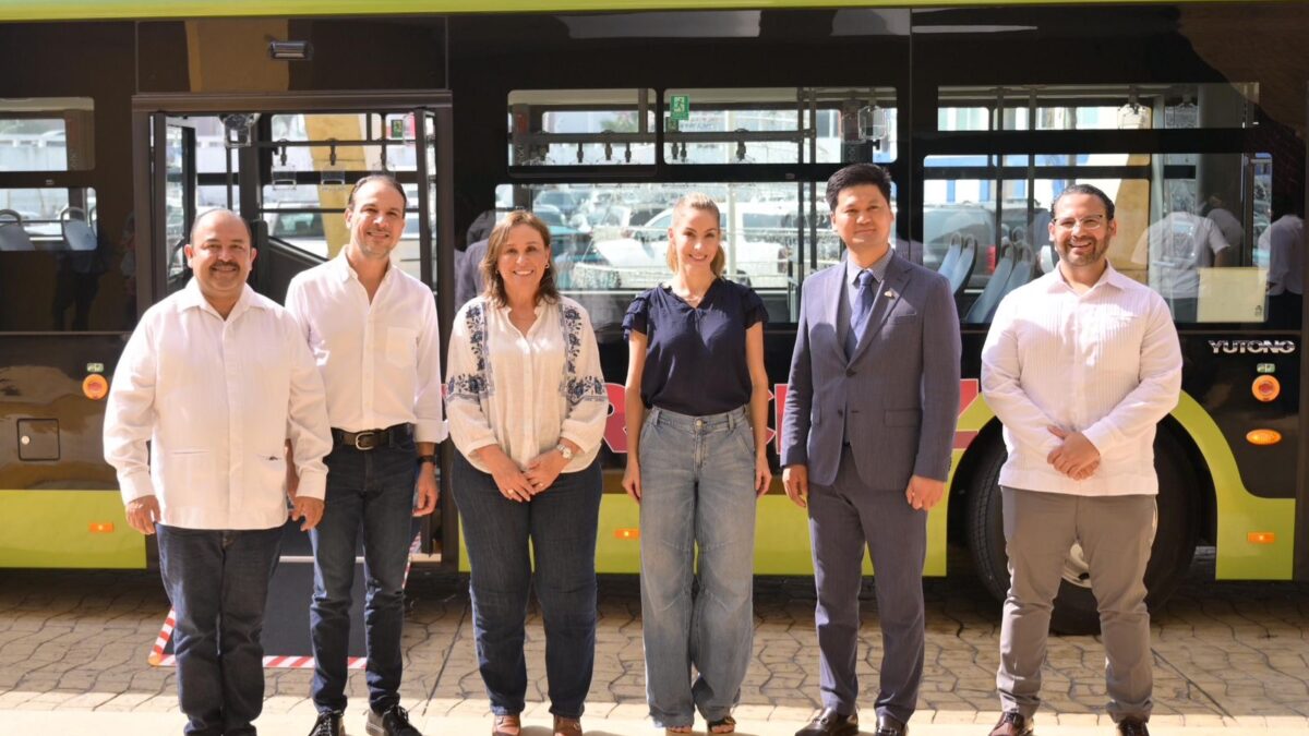 Rocío Nahle lidera la modernización del transporte público en Veracruz