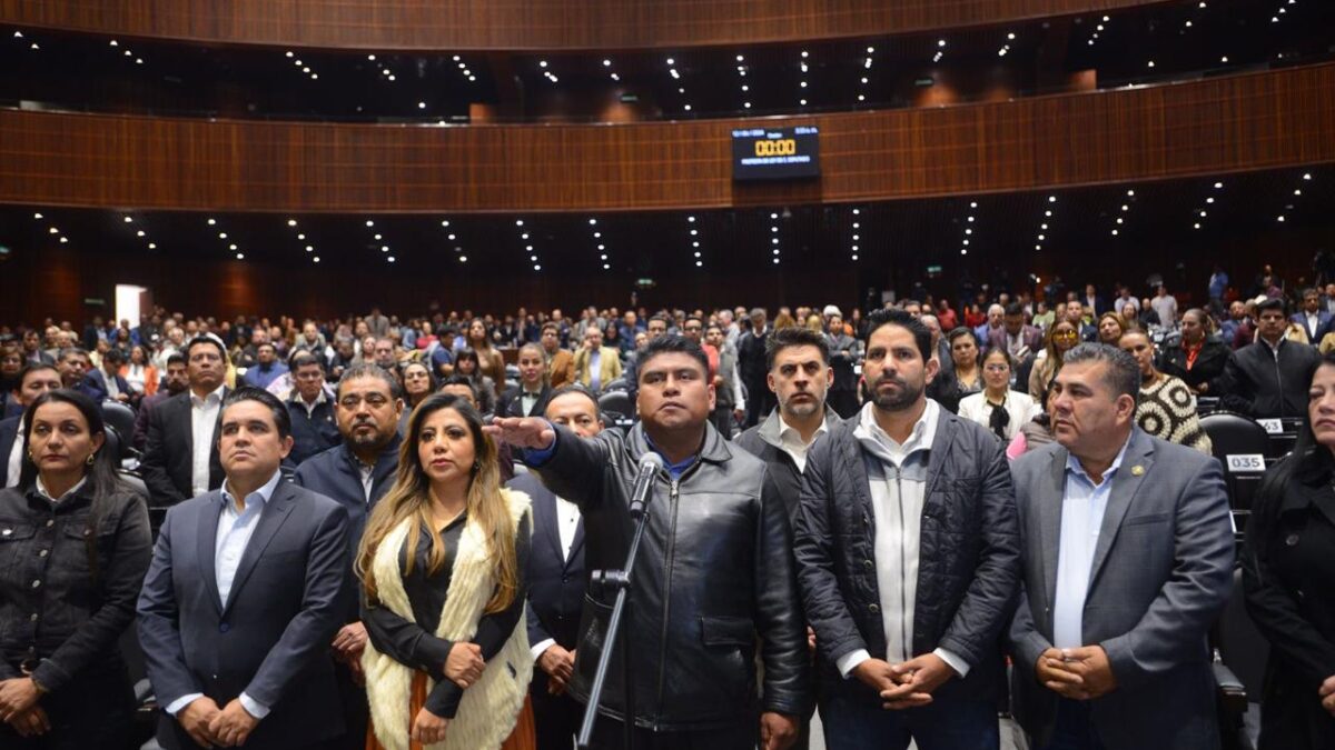 ASUME JHONATAN PUERTOS LA DIPUTACIÓN FEDERAL POR EL DISTRITO DE ZONGOLICA.