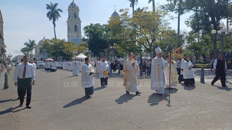 Encabeza monseñor Eduardo Carmona apertura del año jubilar