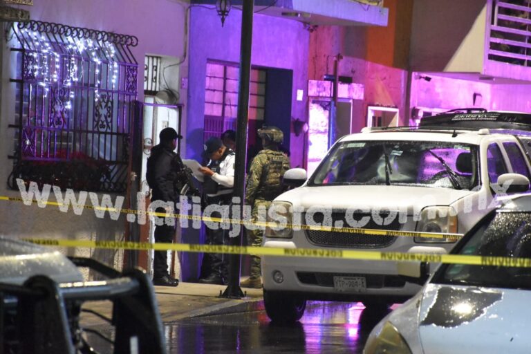 DECIDE ESCAPA POR LA PU3RTA FALSA M3T1ÉND0S3 UN D1SPAR0 DE ARMA DE FUEGO EN LA CABEZA, EN ORIZABA.