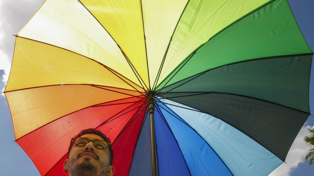 CDMX establece 10 criterios para baños públicos inclusivos para trans y no binaries
