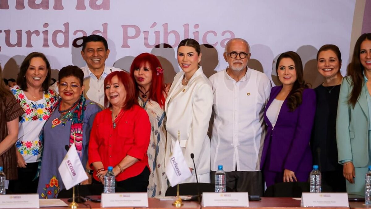 Por amor a Veracruz, refrenda Gobernadora coordinación, unidad y trabajo en seguridad