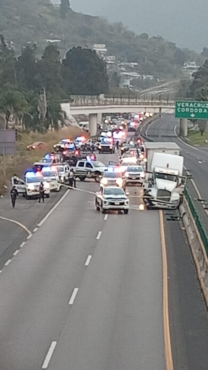 ROBAN TRÁILER Y SE ARMA EL “DESMA…”