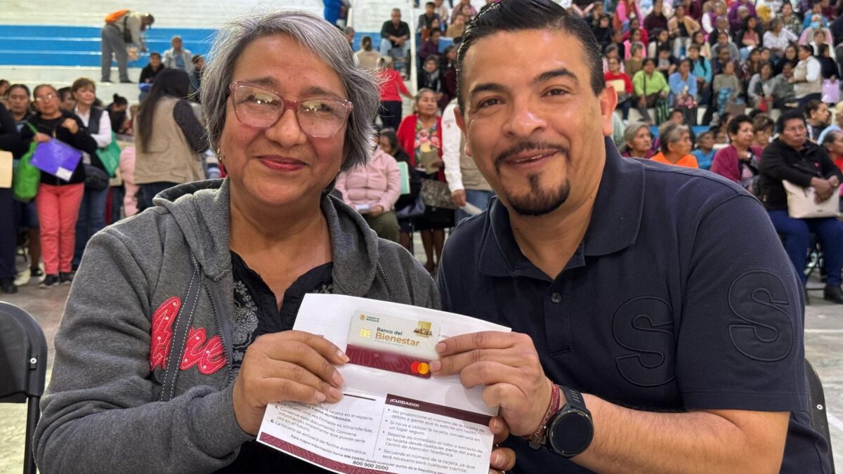 LAS JEFAS DE FAMILIA CONTRIBUYEN EN LA CONSTRUCCIÓN DE UNA SOCIEDAD FUERTE Y CON VALORES: GÓMEZ CAZARÍN.