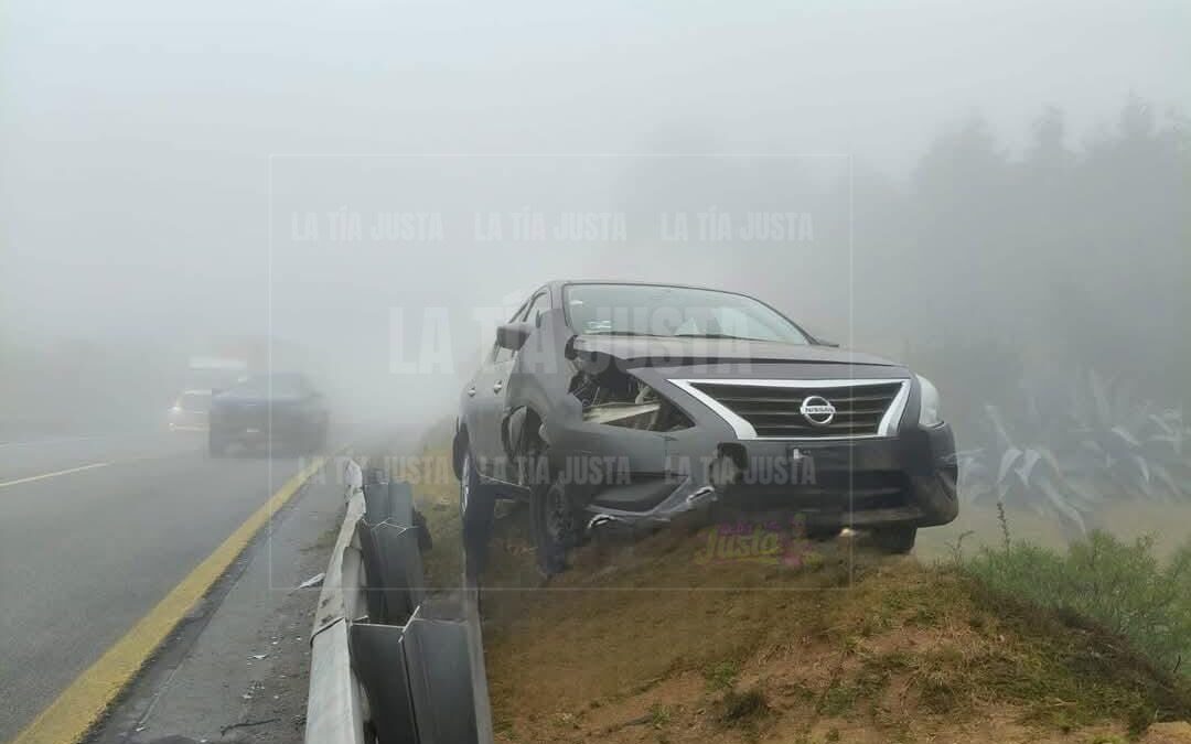 Se accidenta vehículo particular en Las Cumbres de Maltrata 
