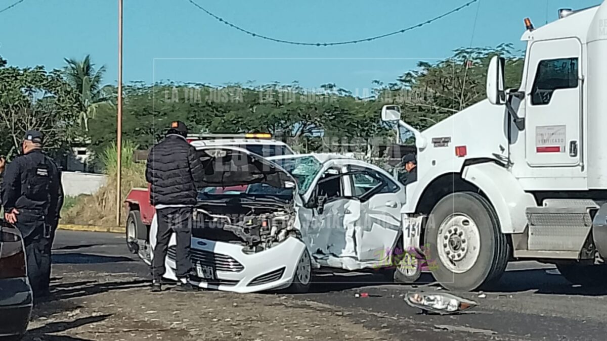 LO IMPACTA TRÁILER EN LA TINAJA