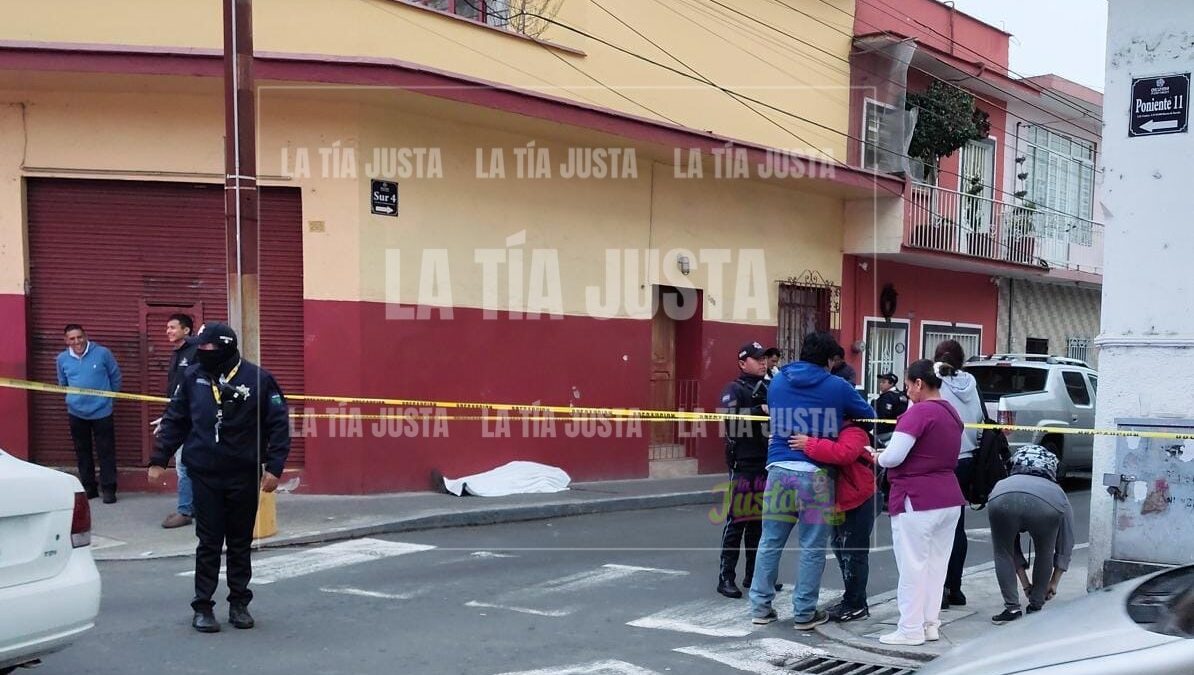 Muer3 adulto mayor en la vía pública