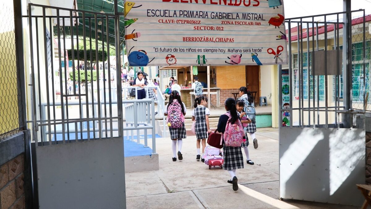 Primer megapuente para cerrar enero