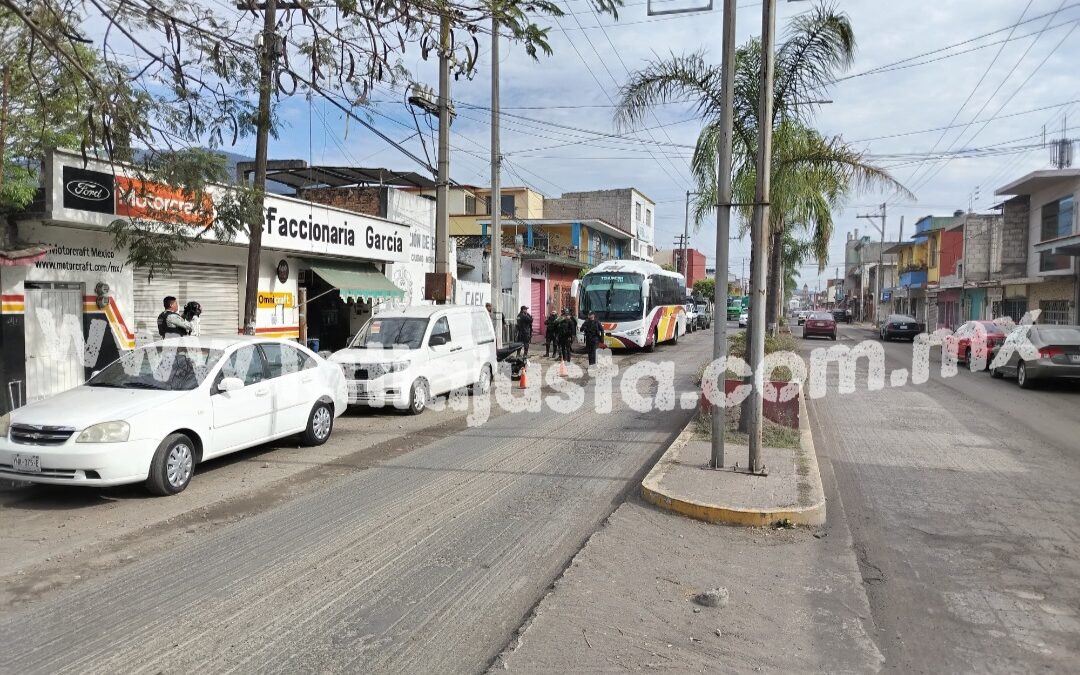 ASEGURAMIENTOS DE MIGRANTES SOBRE CARRETERA FEDERAL 150 ORIZABA- TEHUACÁN A LA ALTURA DEL MUNICIPIO DE CAMERINO Z MENDOZA Y ACULTZINGO.