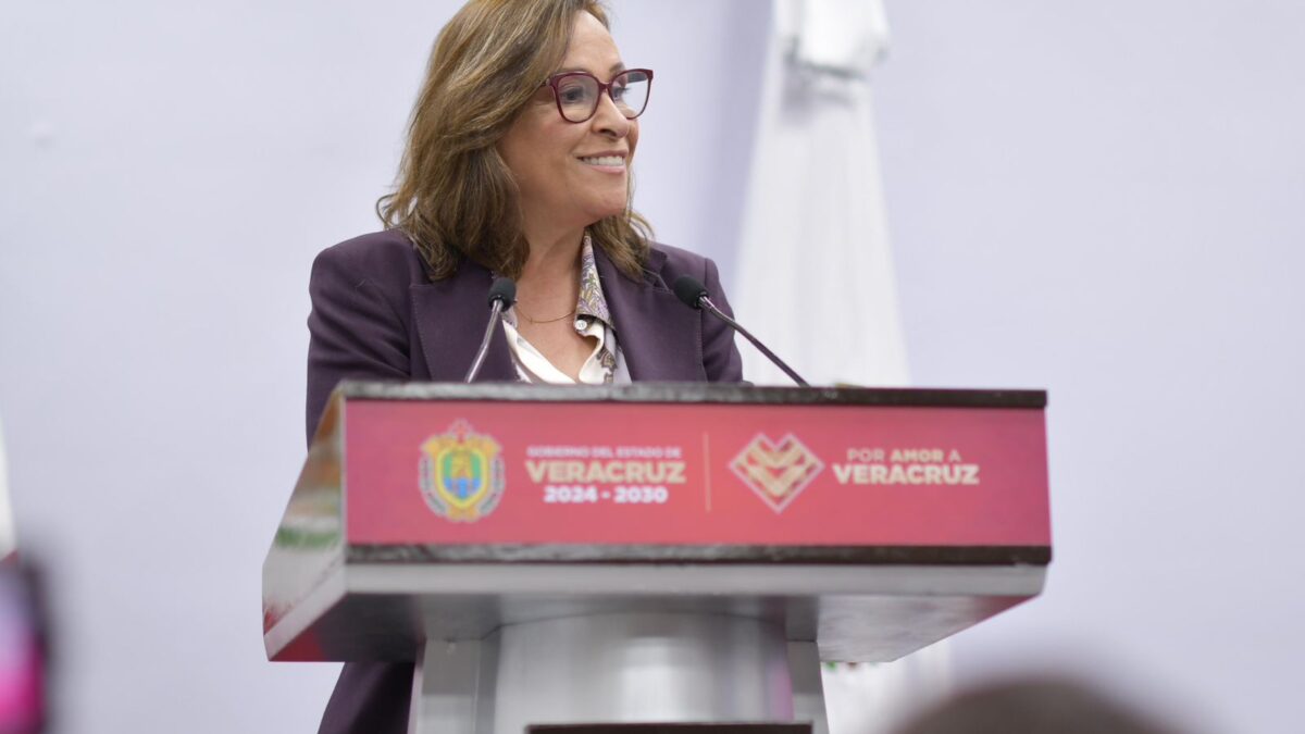 Rocío Nahle cumple con la nueva Beca Concepción Quirós Pérez 
