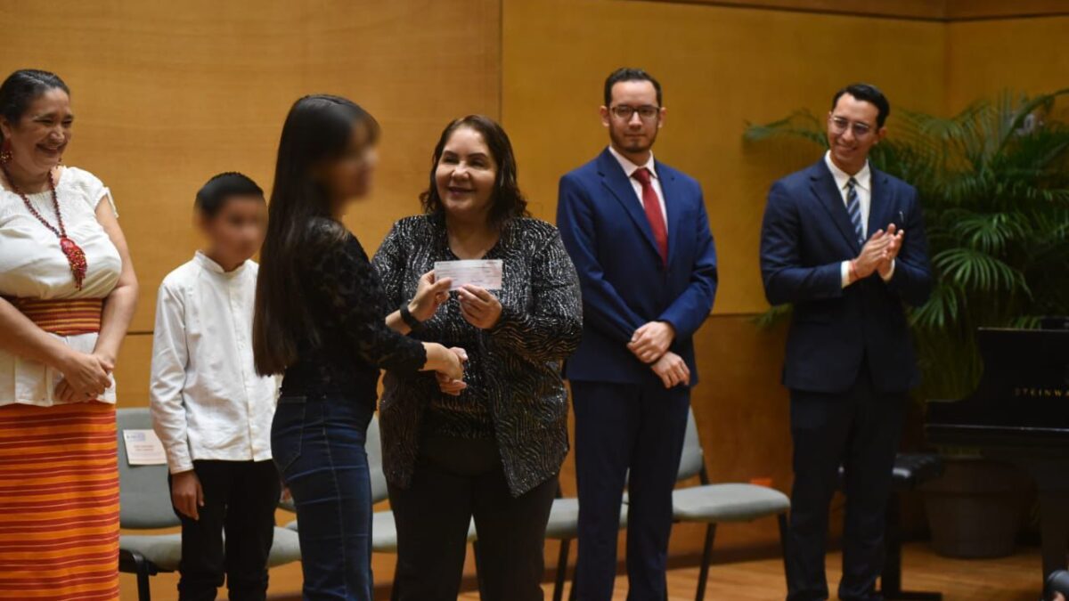 Por su talento, reciben una beca 97 estudiantes del Instituto Superior de Música