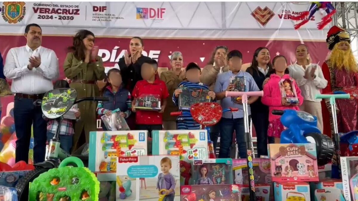 DIF entrega más de 8 mil juguetes a niñas y niños por Día de Reyes
