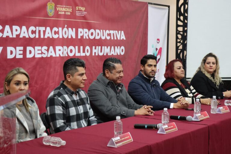 Veracruz impulsa la profesionalización del servicio público con éxito en Río Blanco