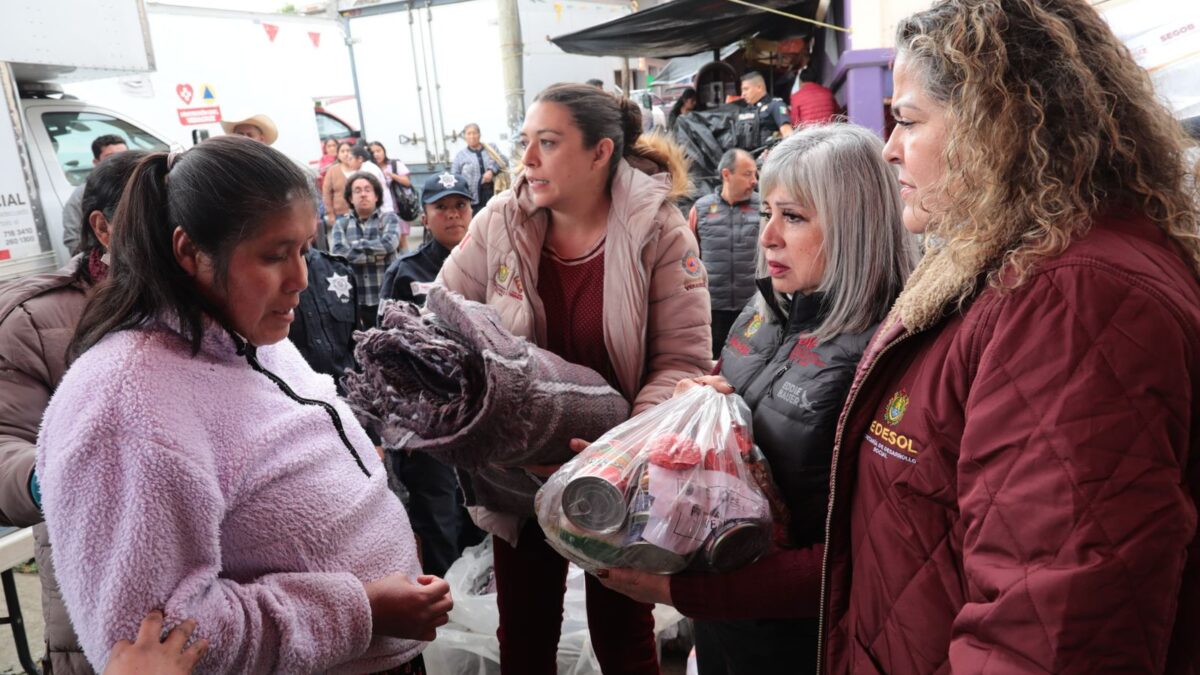 Segunda Caravana Abrigando Corazones llega a la sierra de Zongolica