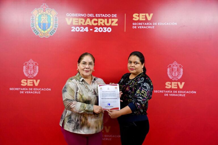 Nidia Carilú Nava Palomec asume Dirección  de Educación Indígena anuncia SEV