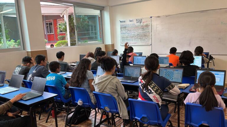 Clasifican 48 ajedrecistas a etapa Estatal de Juegos CONADE