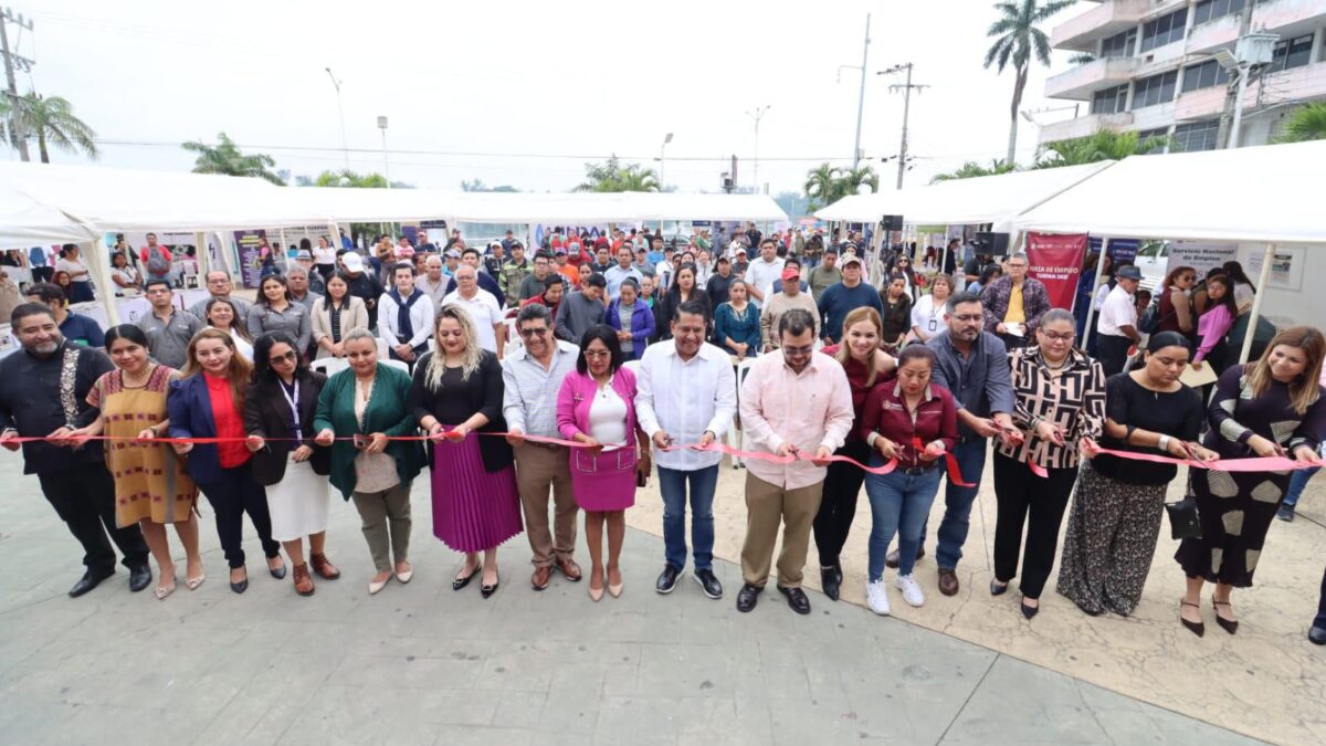 Llega Feria de Empleo a Tuxpan