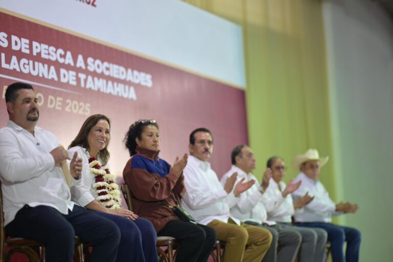Más oportunidades para el sector pesquero: entregan permisos y concesiones en Tamiahua