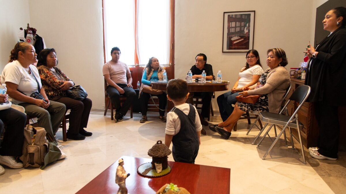 Antorchistas obtienen respuestas favorables en reunión con alcalde Juan Martínez Flores