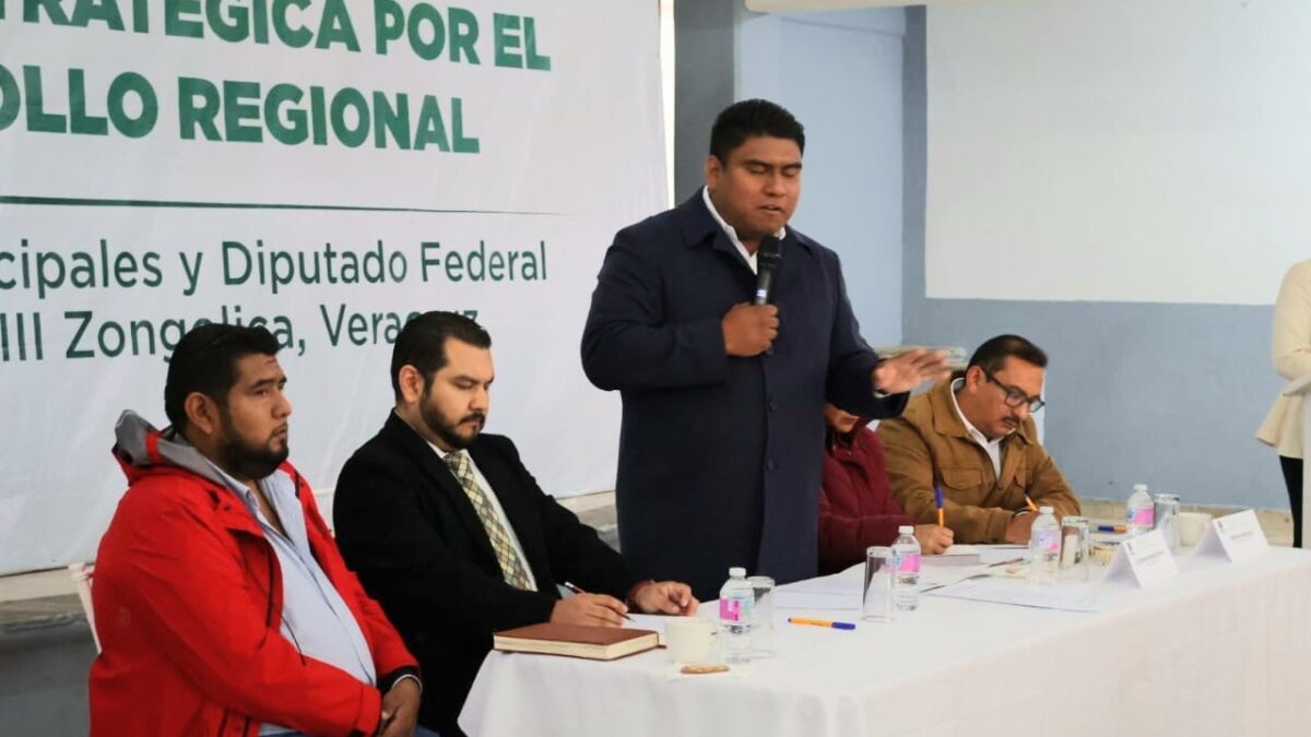 Buscarán mejoras de vida y desarrollo en Municipios del Distrito XVIII Federal .