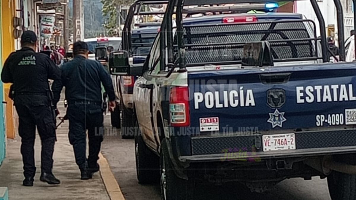 Asalto a cuentahabiente en sucursal bancaria de Huatusco
