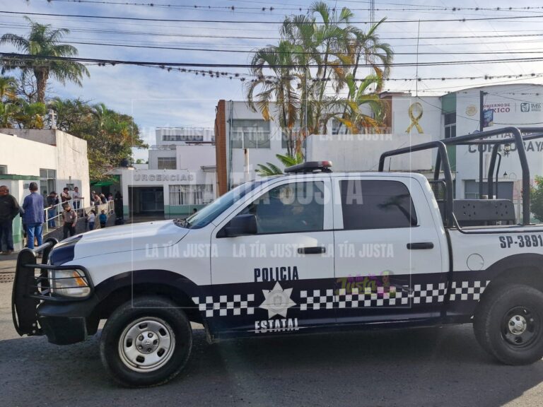 MUER3 TAXISTA ATACAD0 EN UNIDAD PEÑUELA