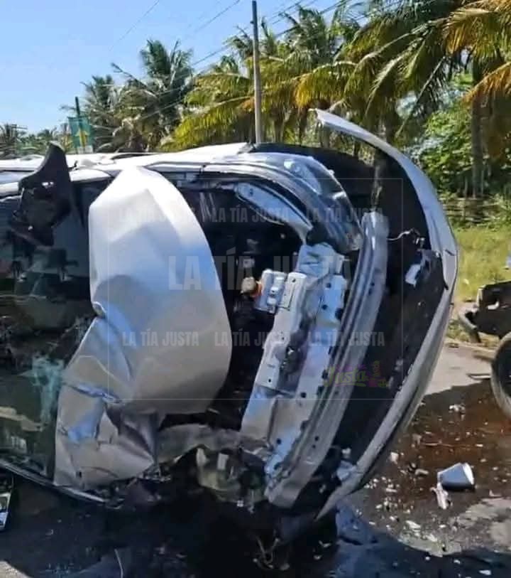 “LE METE PATA” Y SE IMPACTA CONTRA NISSAN