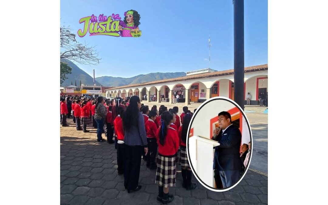 DIPUTADO FEDERAL, PRESENTE EN EVENTO DEL DÍA  DE LA BANDERA EN EL MUNICIPIO DE MALTRATA.