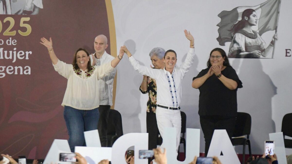 Estamos visibilizadas y acompañadas: Rocío Nahle al recibir a Claudia Sheinbaum