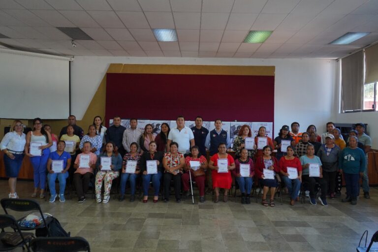 CONFORMAN EN IXTACZOQUITLÁN, RED DE MUJERES CONSTRUCTORAS DE PAZ
