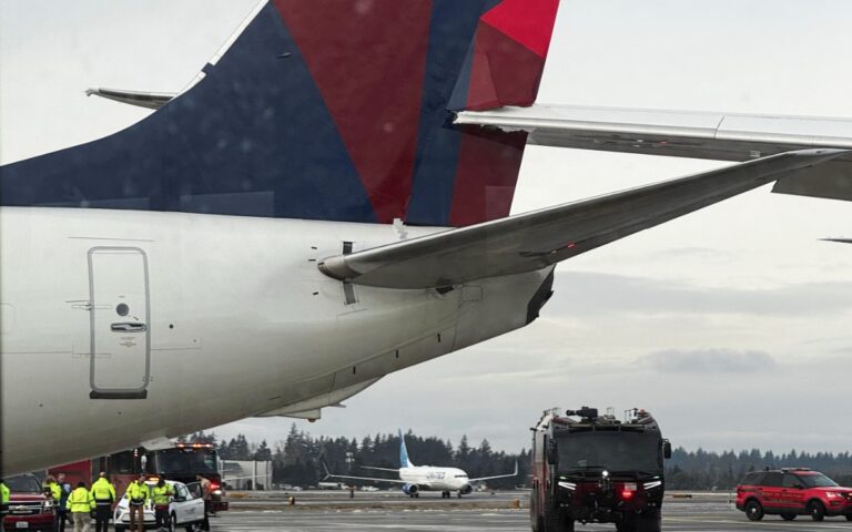 Chocan aviones en Seattle; uno se dirigía a Puerto Vallarta