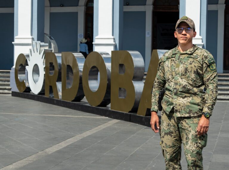 Falso que se permita la circulación de unidades pesadas en el primer cuadro de la ciudad