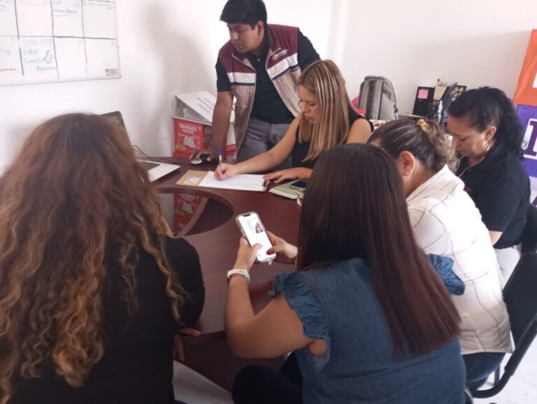 Capacita Fomento Agropecuario a IMMUJER sobre prevención ante presencia de abejas