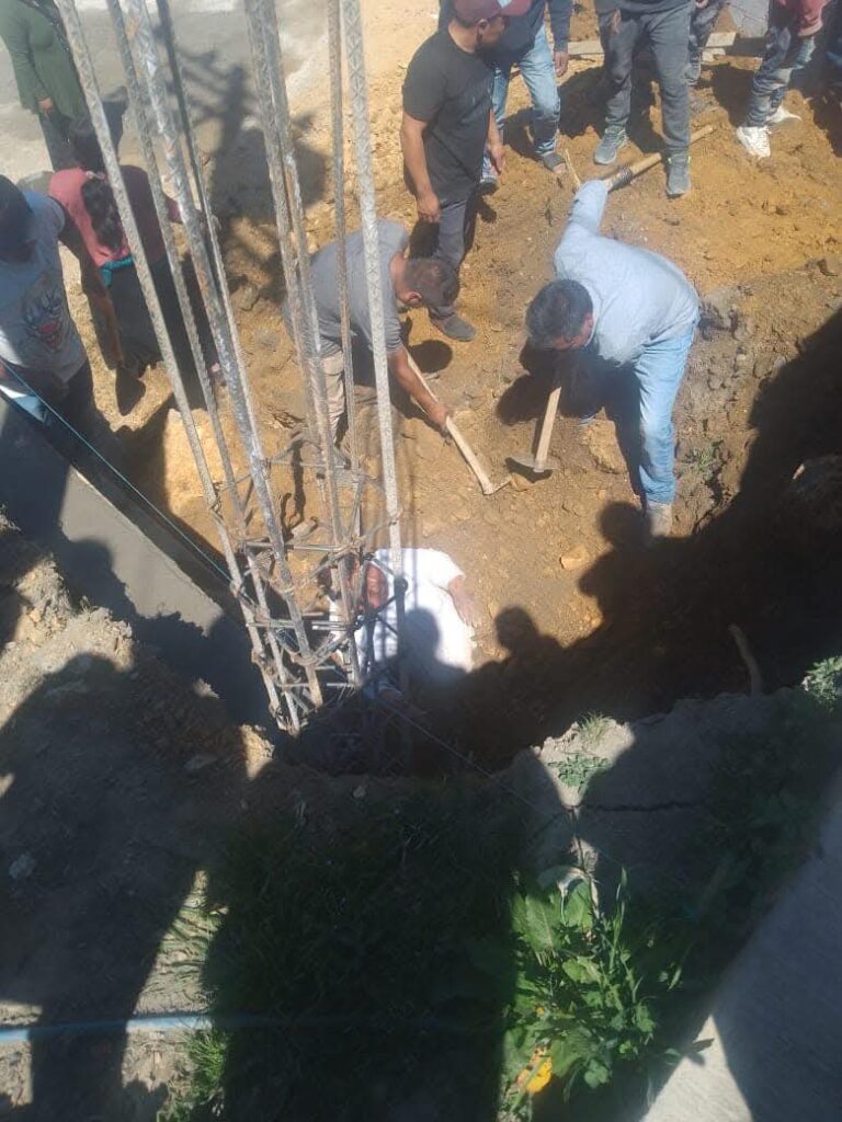 Talud sepulta a tres albañiles en Soledad Atzompa