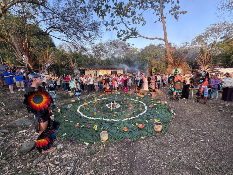 Con la presencia de la Secretaria de Cultura de Veracruz agradecen a la Madre Tierra en Xochitlallis Córdoba 2025