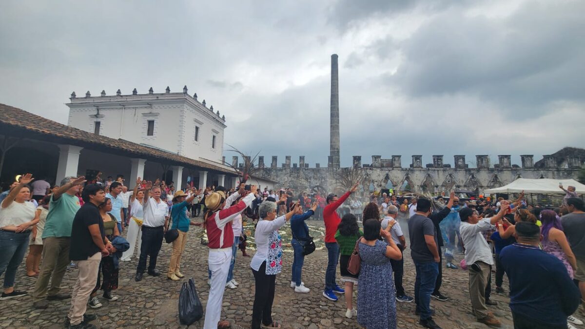 Disfrutan cordobeses y turistas la tradición en el Xochitlallis Córdoba 2025